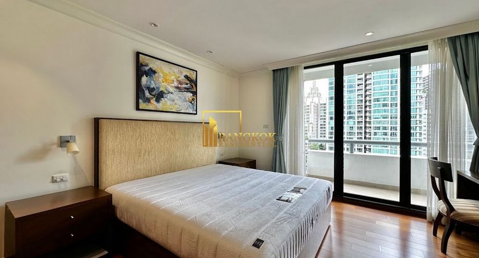 Wohnung zur Miete mit 3 Zimmer in Pathum Wan, Bangkok