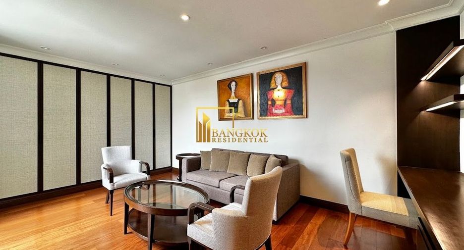 Wohnung zur Miete mit 3 Zimmer in Pathum Wan, Bangkok