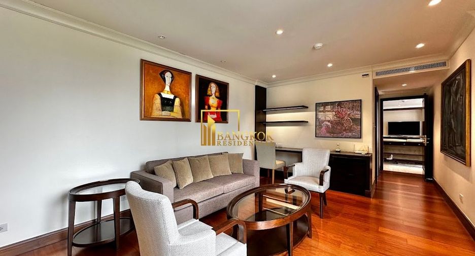 Wohnung zur Miete mit 3 Zimmer in Pathum Wan, Bangkok
