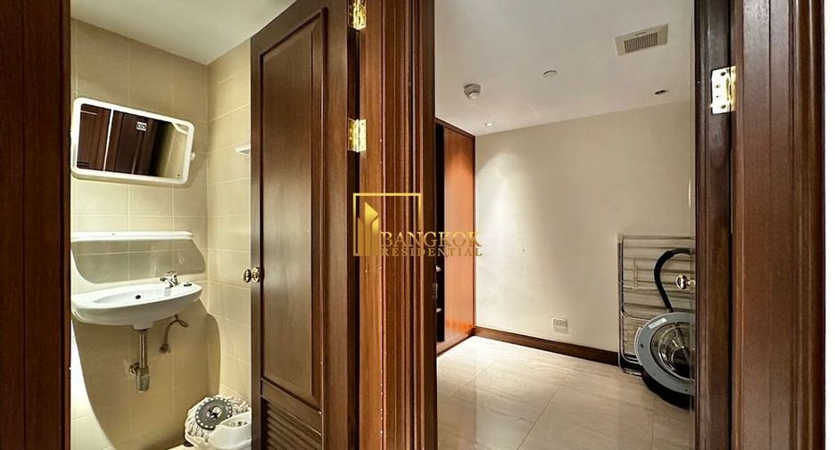 Wohnung zur Miete mit 3 Zimmer in Pathum Wan, Bangkok