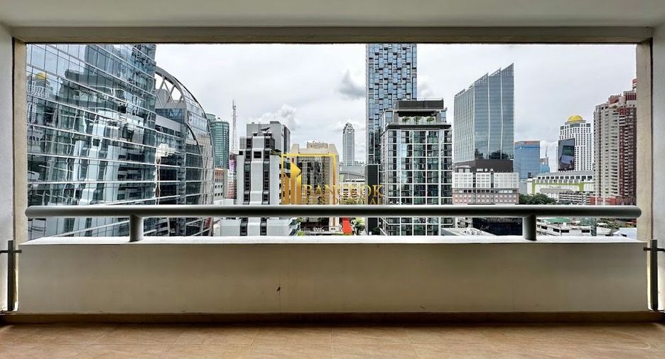 Wohnung zur Miete mit 3 Zimmer in Pathum Wan, Bangkok