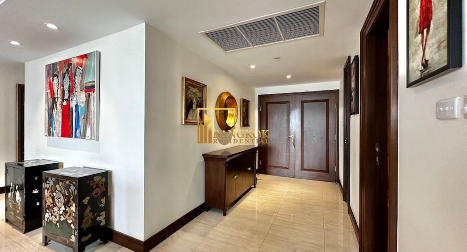 Wohnung zur Miete mit 3 Zimmer in Pathum Wan, Bangkok