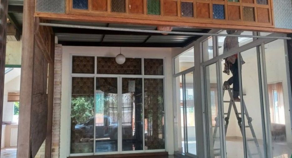Casa en venta de estudio en Ban Lat, Phetchaburi
