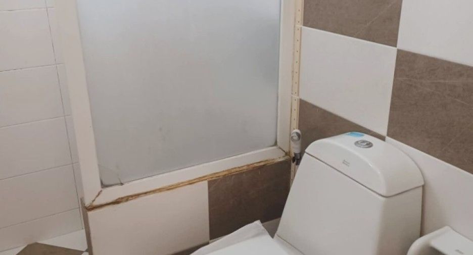Casa en venta de estudio en Ban Lat, Phetchaburi