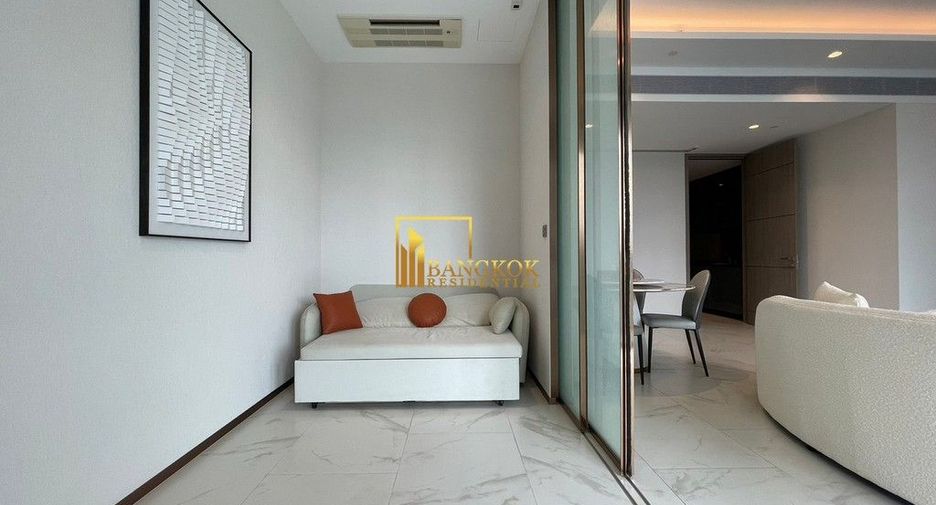For rent 2 bedrooms condo in Khlong Toei, Bangkok