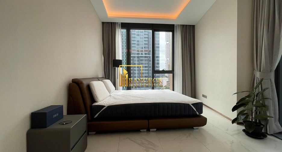 For rent 2 bedrooms condo in Khlong Toei, Bangkok