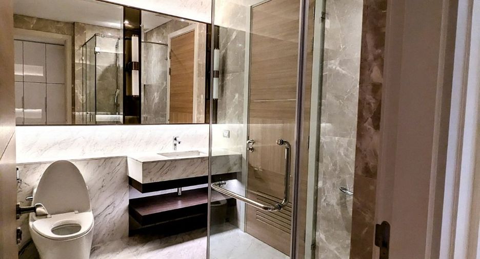 Wohnung zum Kauf mit 3 Zimmer in Pathum Wan, Bangkok