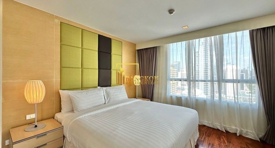 For rent 3 ベッドルーム serviced apartment in Pathum Wan, Bangkok