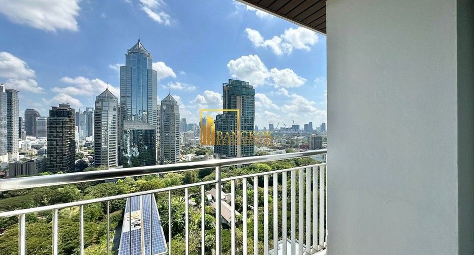 For rent 3 ベッドルーム serviced apartment in Pathum Wan, Bangkok