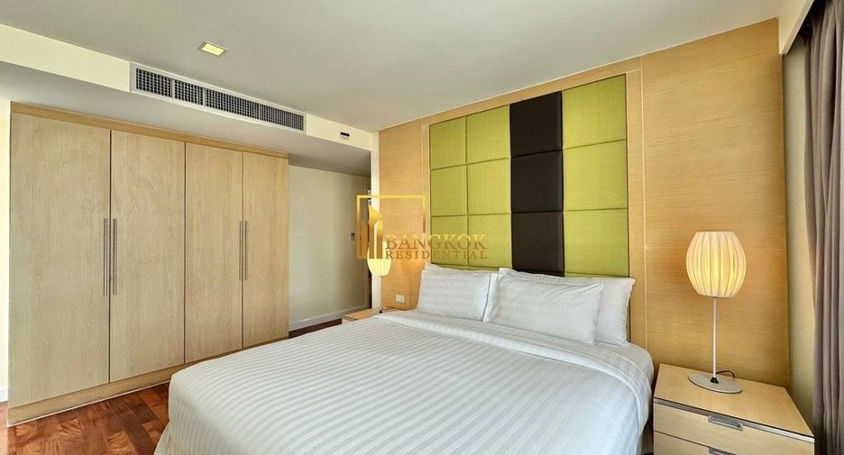 For rent 3 ベッドルーム serviced apartment in Pathum Wan, Bangkok