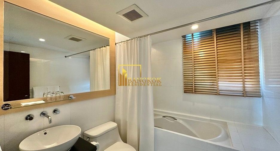 For rent 3 ベッドルーム serviced apartment in Pathum Wan, Bangkok