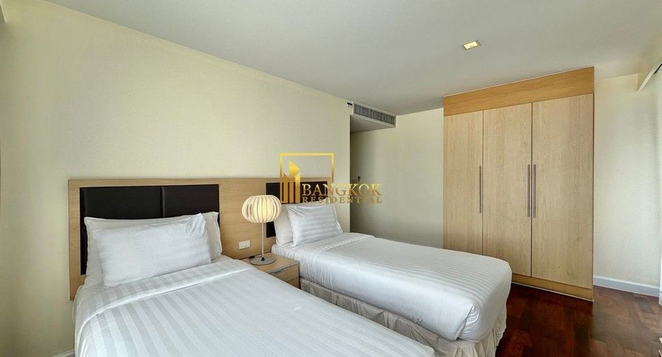 For rent 3 ベッドルーム serviced apartment in Pathum Wan, Bangkok