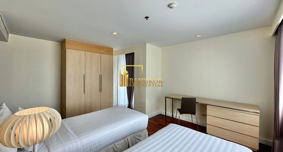 For rent 3 ベッドルーム serviced apartment in Pathum Wan, Bangkok