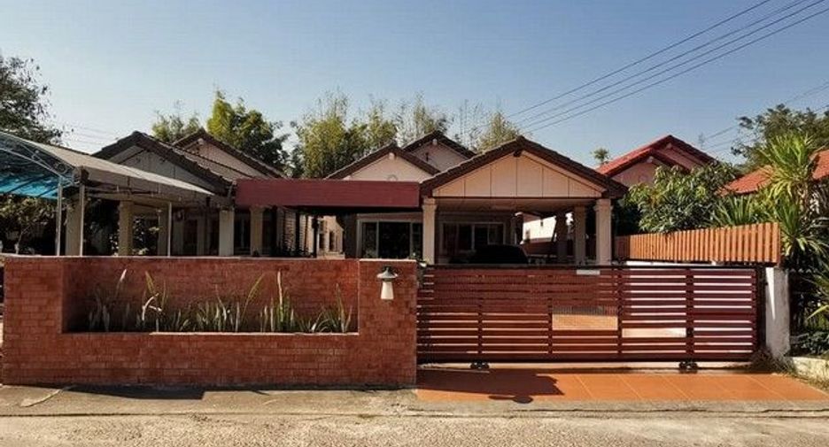 Casa en venta de 1 habitaciones en Sanom, Surin