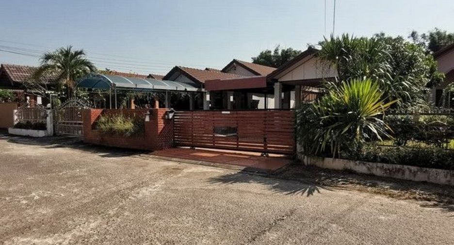Casa en venta de 1 habitaciones en Sanom, Surin