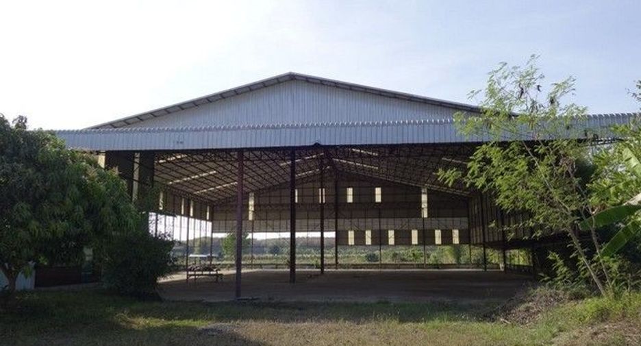Продажа 1 кровать склад в Si Rattana, Sisaket