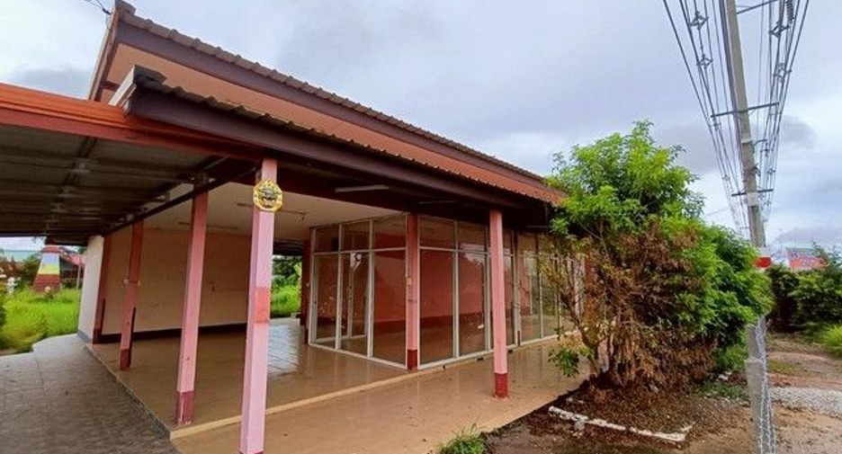 Haus zum Kauf mit 1 Zimmer in At Samat, Roi Et