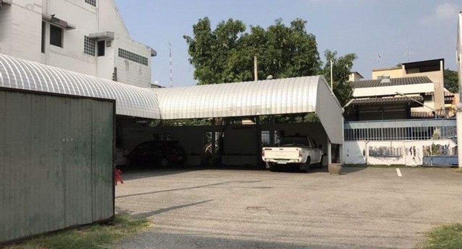 Lagerhaus zum Kauf mit 1 Zimmer in Chok Chai, Nakhon Ratchasima