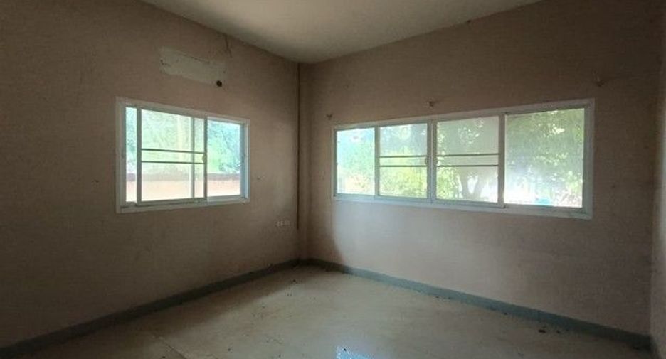 For sale 3 ベッドルーム house in Chok Chai, Nakhon Ratchasima