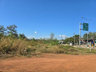 出售 土地 在 Mueang Uttaradit, Uttaradit