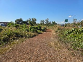 出售 土地 在 Mueang Uttaradit, Uttaradit