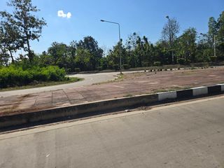 出售 土地 在 Mueang Uttaradit, Uttaradit