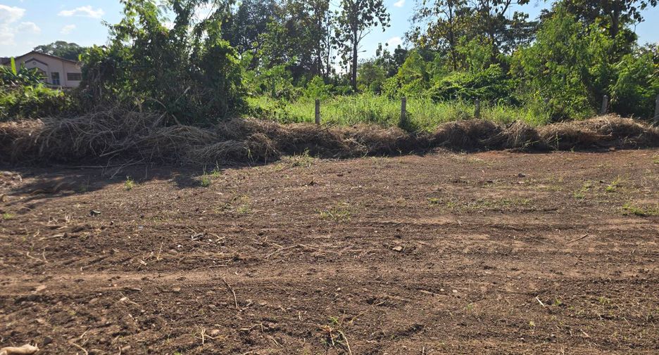 Grundstück zum Kauf in Mueang Uttaradit, Uttaradit