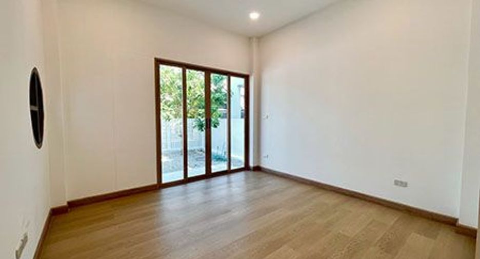 Haus zum Kauf mit 3 Zimmer in Saraphi, Chiang Mai