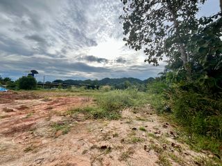 À vendre terrain à Mueang Krabi, Krabi
