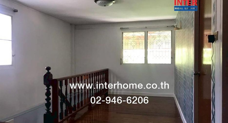 For sale 3 bedrooms house in Bang Khun Thian, Bangkok