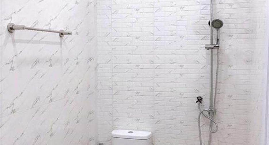For sale 3 bedrooms house in Bang Khun Thian, Bangkok