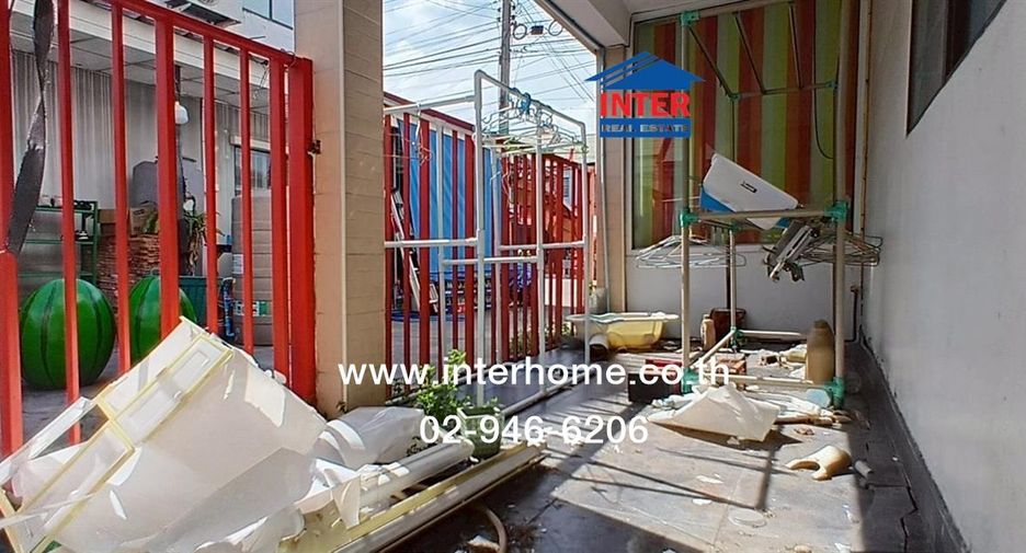 For sale 3 ベッドルーム townhouse in Khlong Luang, Pathum Thani