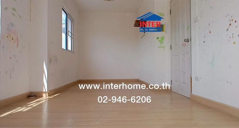 For sale 3 ベッドルーム townhouse in Khlong Luang, Pathum Thani
