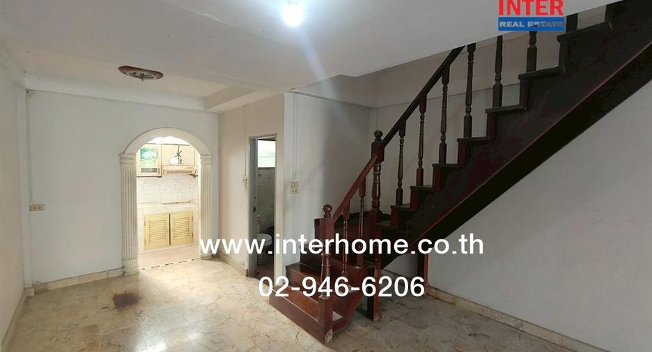 For sale 2 bedrooms townhouse in Sai Mai, Bangkok