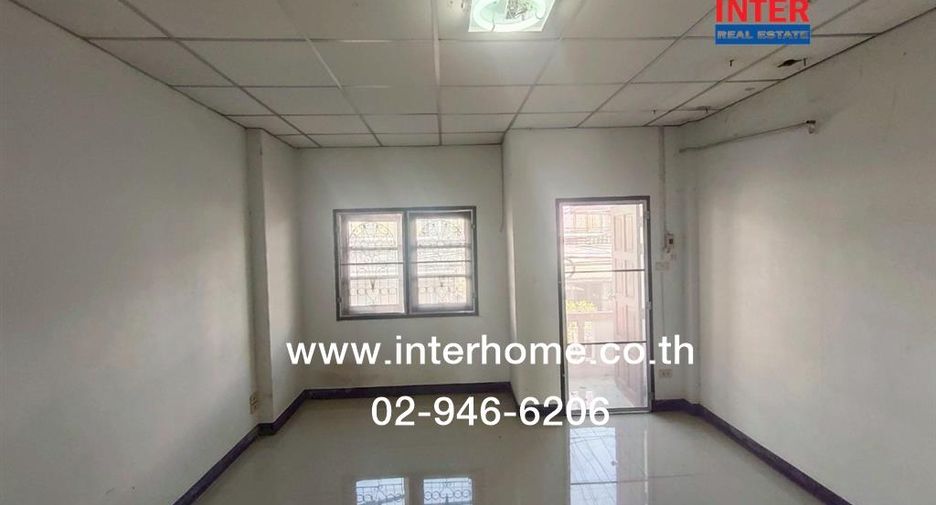 For sale 2 bedrooms townhouse in Sai Mai, Bangkok