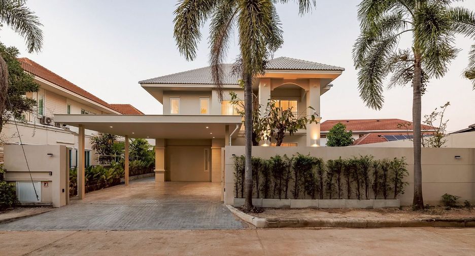 For sale 4 bedrooms house in San Sai, Chiang Mai