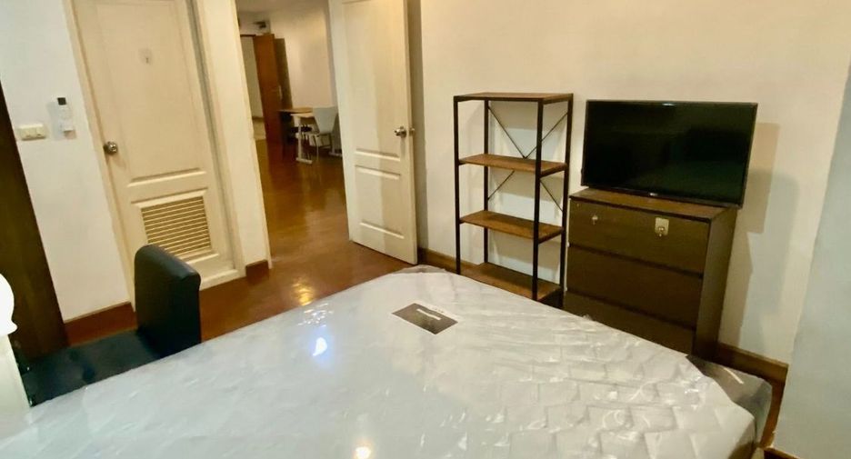 For rent and for sale 2 bedrooms condo in Watthana, Bangkok