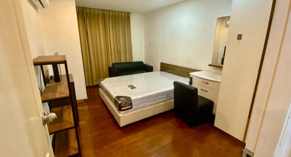 For rent and for sale 2 bedrooms condo in Watthana, Bangkok