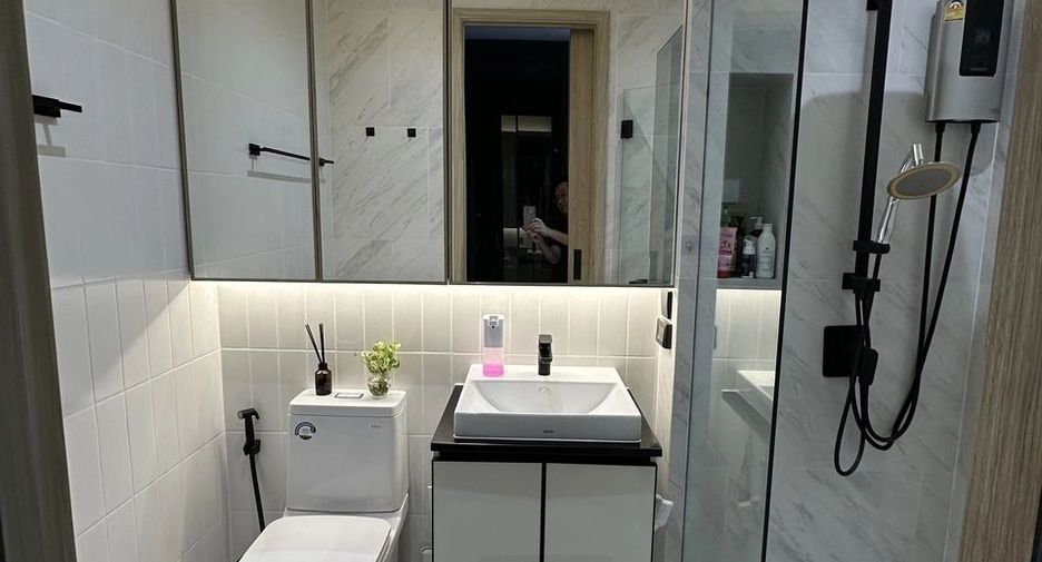For sale 2 bedrooms condo in Khlong San, Bangkok