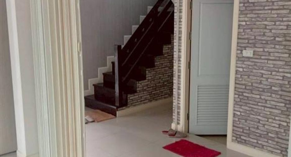 For sale 4 ベッドルーム house in Lam Luk Ka, Pathum Thani