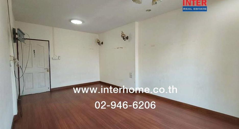 Local comercial en venta de 2 habitaciones en Chom Thong, Bangkok
