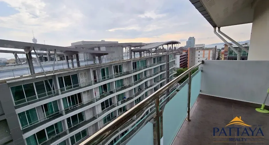 For rent and for sale 2 bedrooms condo in Bang Lamung, Chonburi