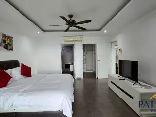 For rent and for sale 2 bedrooms condo in Bang Lamung, Chonburi