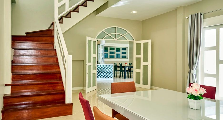 À vendre 5 chambres maison à Bang Lamung, Chonburi