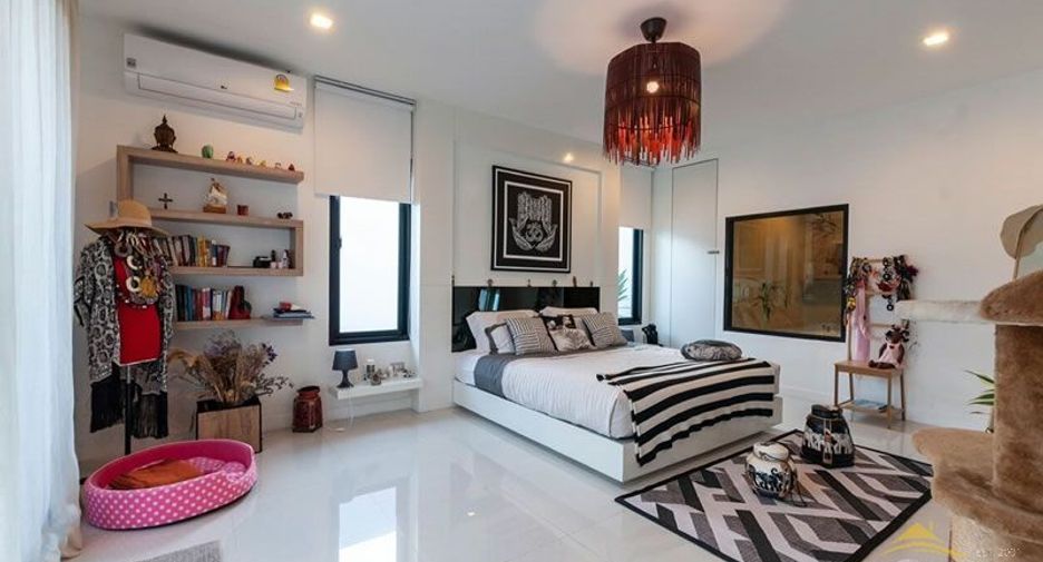 For rent そして for sale 3 ベッドルーム house in Bang Lamung, Chonburi