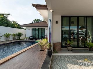 Haus zur Miete und zum Kauf mit 3 Zimmer in Bang Lamung, Chonburi
