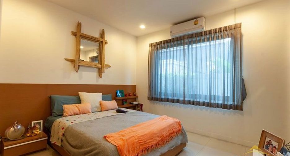 For rent そして for sale 3 ベッドルーム house in Bang Lamung, Chonburi