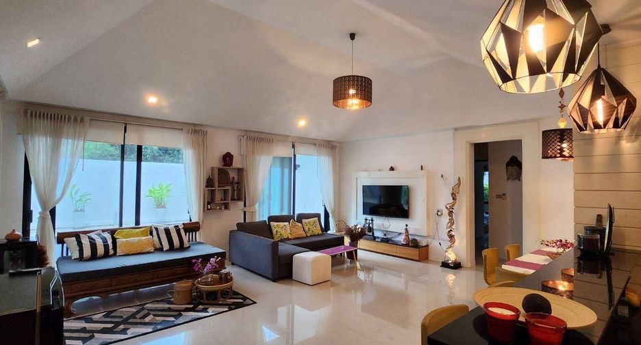 For rent そして for sale 3 ベッドルーム house in Bang Lamung, Chonburi