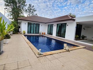 Haus zur Miete und zum Kauf mit 3 Zimmer in Bang Lamung, Chonburi