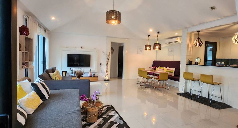 For rent そして for sale 3 ベッドルーム house in Bang Lamung, Chonburi